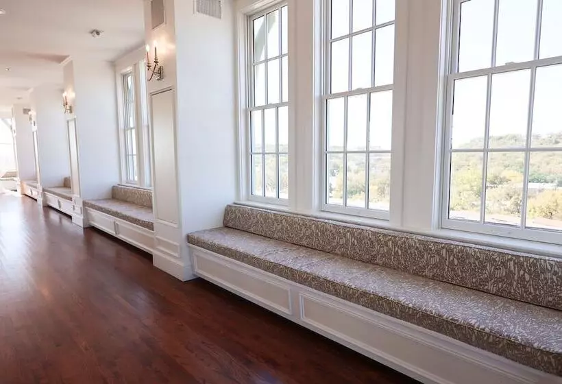 Hotelli The Crazy Water