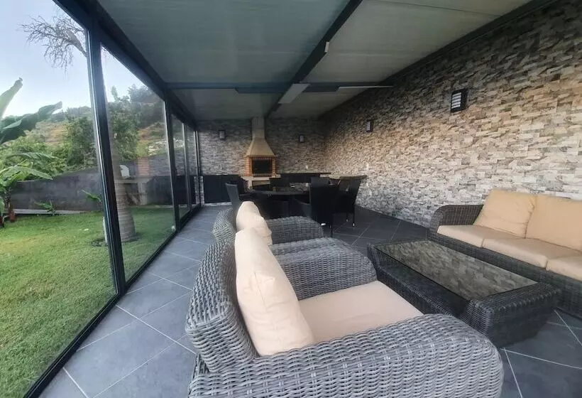 レジデンス Ocean View Villa With Private Outdoor Heated Pool