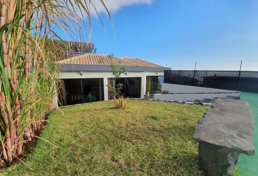 レジデンス Ocean View Villa With Private Outdoor Heated Pool