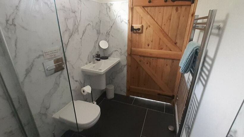 Trewethen Cottage Barn 1,an Idyllic Country Escape