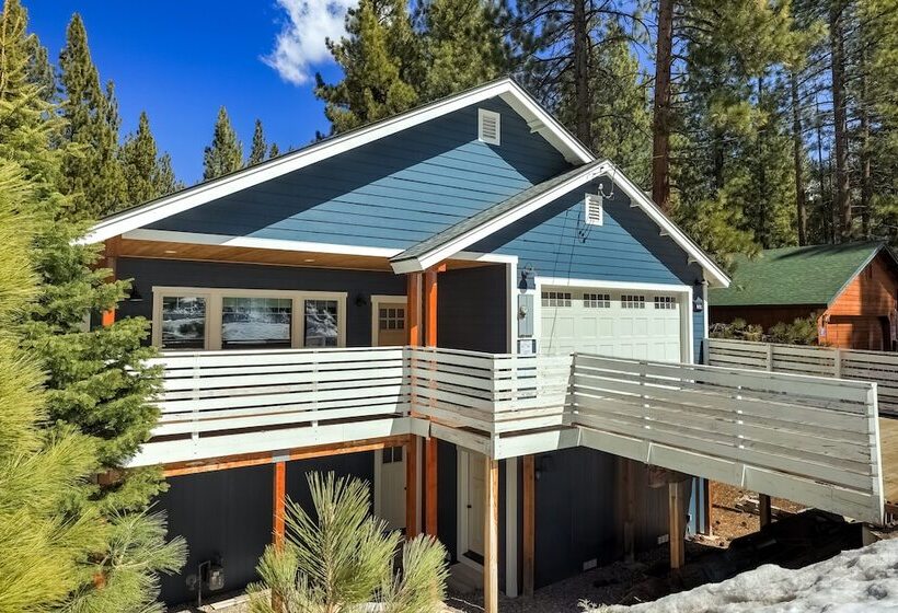 Amachen Cabin Pet & Family Friendly Woof Woof!