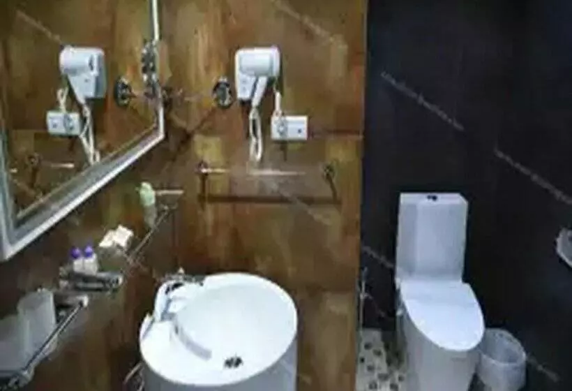 International Hotel Kish