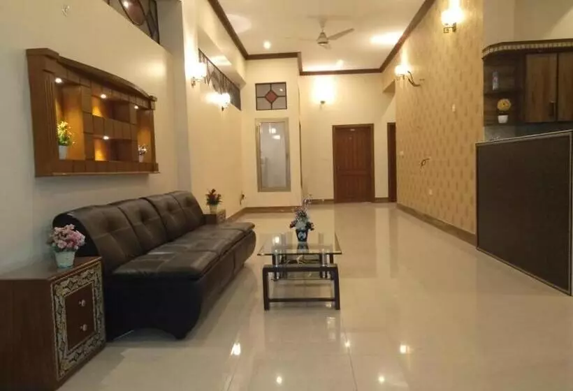 پانسیون Cape Town Guest House Hyderabad