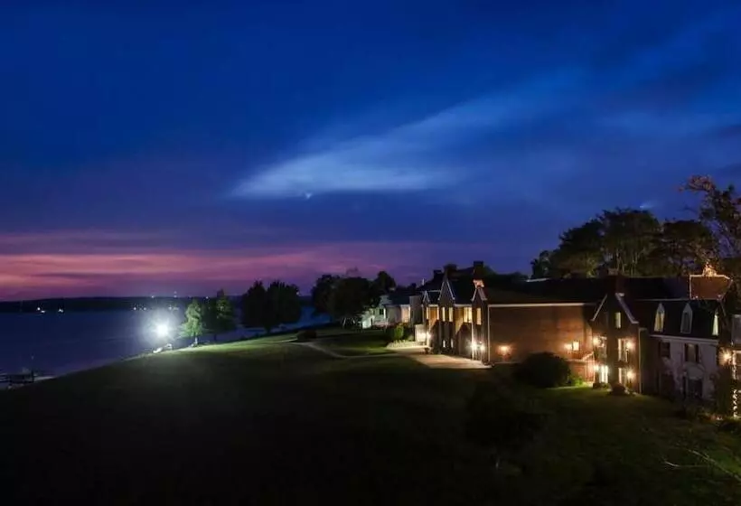 Lomakeskus Top Floor Family Deluxe Bay View