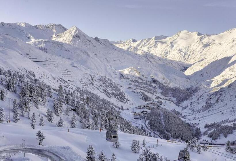 Alpen Wellness Resort Hochfirst