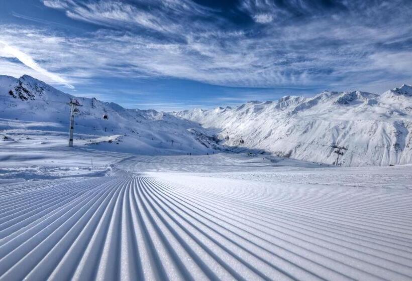 Alpen Wellness Resort Hochfirst