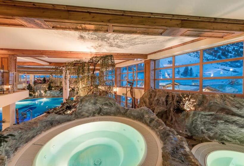 Alpen Wellness Resort Hochfirst