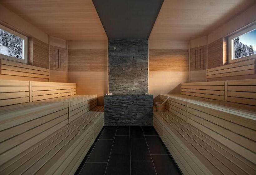 Alpen Wellness Resort Hochfirst