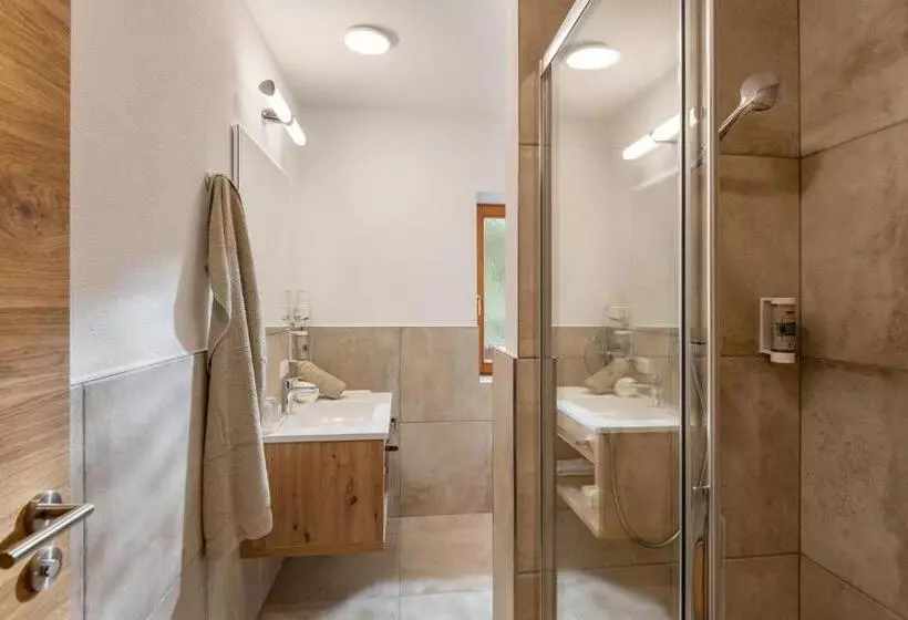 Bed and Breakfast Pension Gieringer