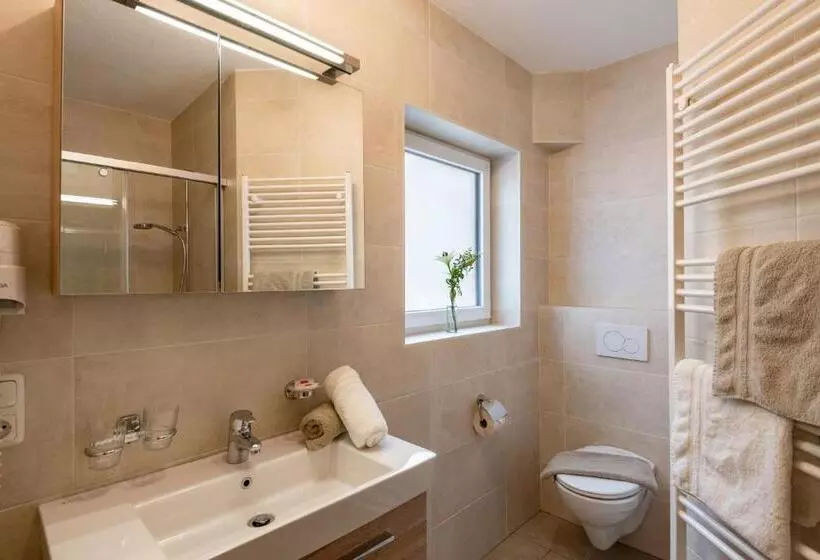 Bed and Breakfast Pension Gieringer