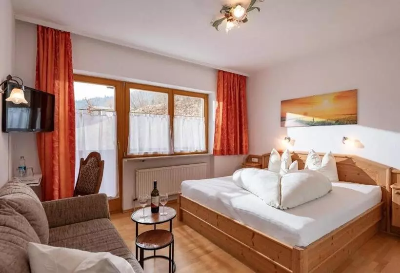 Bed and Breakfast Pension Gieringer