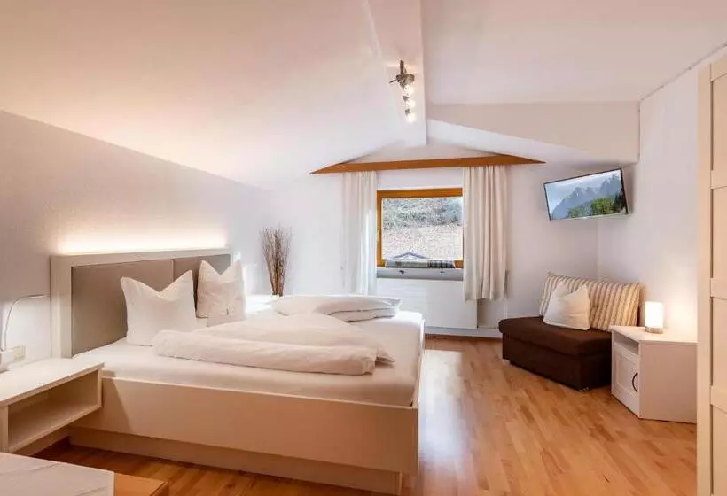 Bed and Breakfast Pension Gieringer