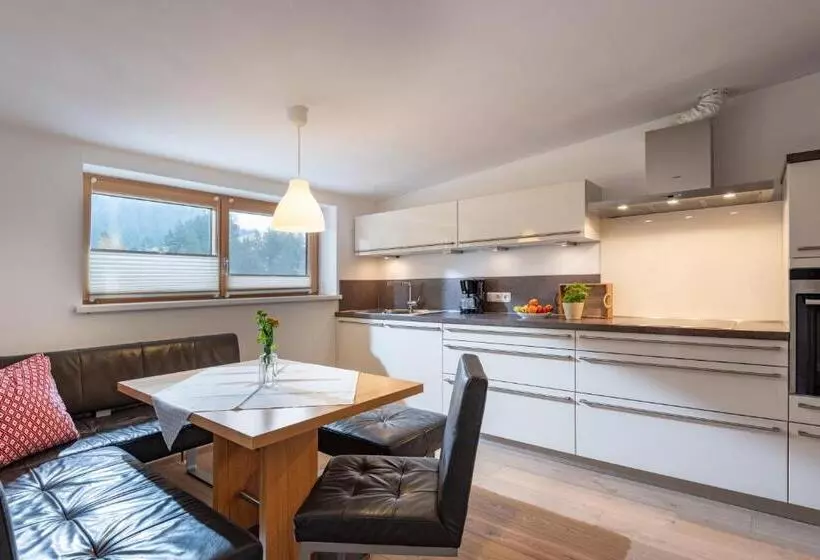 Bed and Breakfast Pension Gieringer