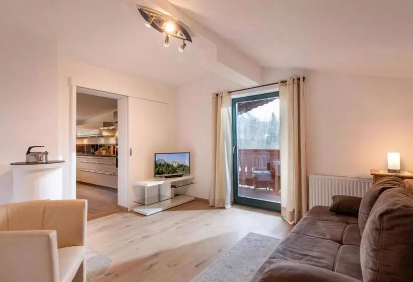 Bed and Breakfast Pension Gieringer