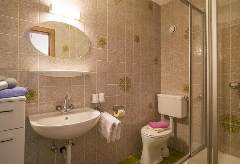 住宿加早餐 Pension Hauser