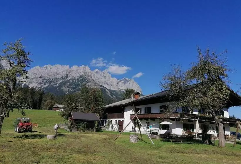 Bed and Breakfast Pension Sunnbichl