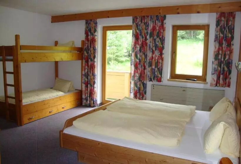 Ferienhotel Iris