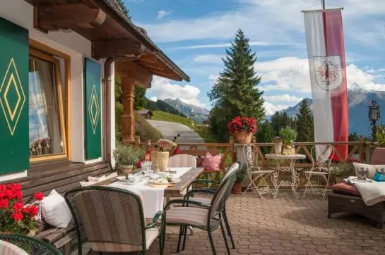 ホテル Almhof Roswitha