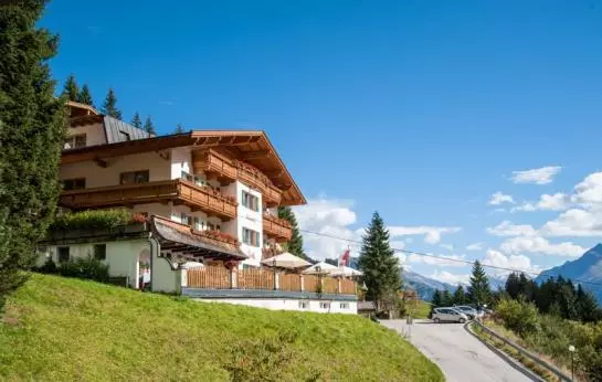 ホテル Almhof Roswitha