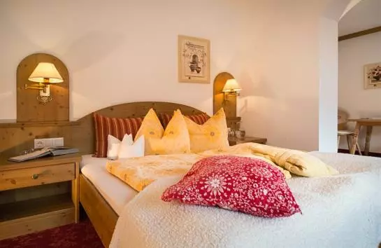 ホテル Almhof Roswitha