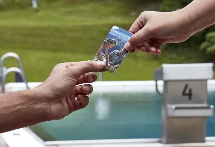 Отель Alpenkönigin