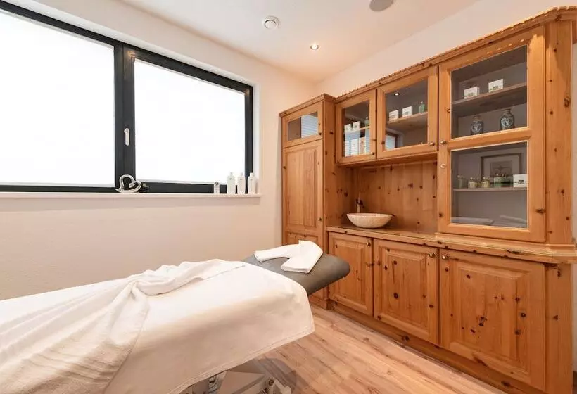 Отель Alpenkönigin