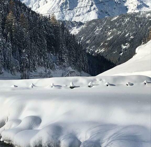 فندق Apart Tyrol