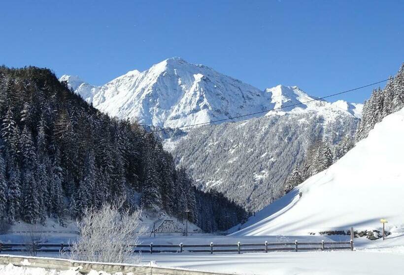 فندق Apart Tyrol