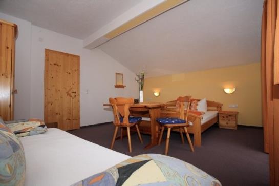 ホテル Bettina's Ferienhaus Und Ferienwohnung Romana