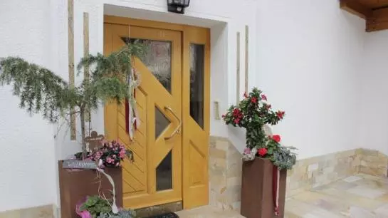 Hotelli Bettina's Ferienhaus Und Ferienwohnung Romana