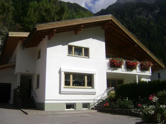 Hotelli Ferienwohnung Eiter Fridolin