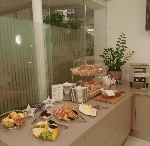 בית מלון כפרי Garni Colora