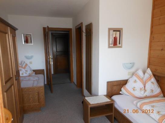 Пансион Gästehaus Hörbiger