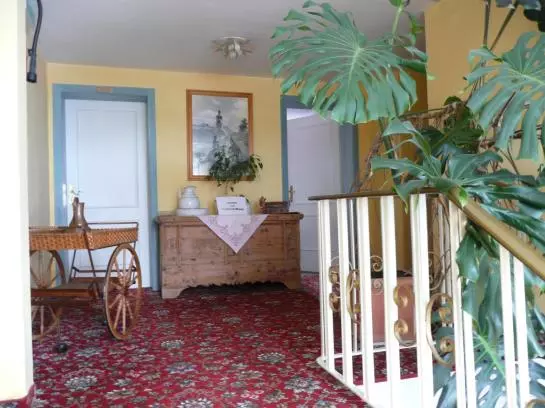 ペンション Gasthof Enzian