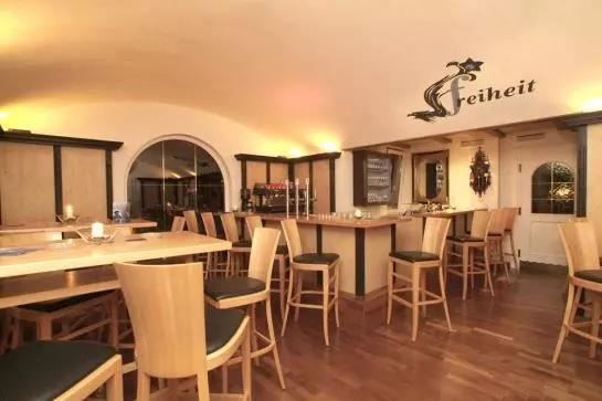 ペンション Gasthof Enzian