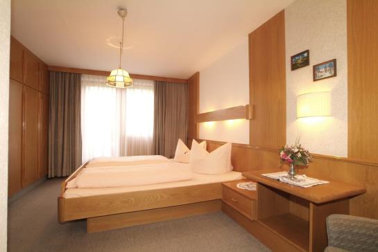 بنسيون Gasthof Enzian