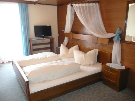 بنسيون Gasthof Enzian