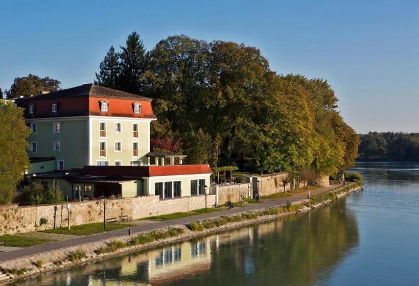 호텔 Gesundheits Gugerbauer