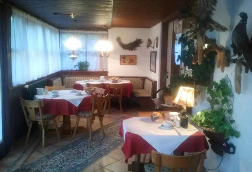 ホテル Pension Haus Böhm