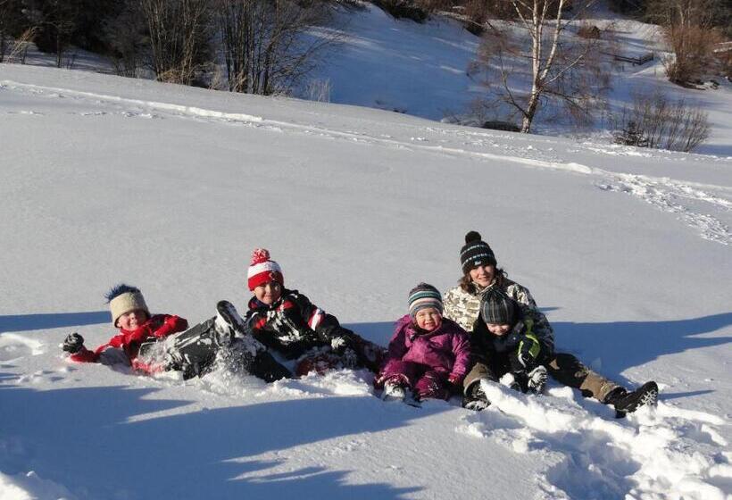 فندق Haus Hochzeigerblick