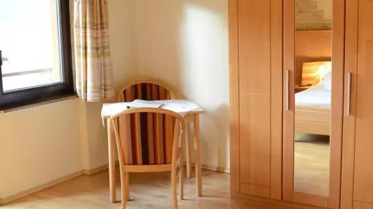 Majatalo Haus Vroni - Gästehaus Gugger