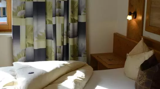 Majatalo Haus Vroni - Gästehaus Gugger