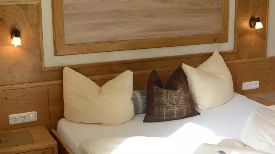 Majatalo Haus Vroni - Gästehaus Gugger