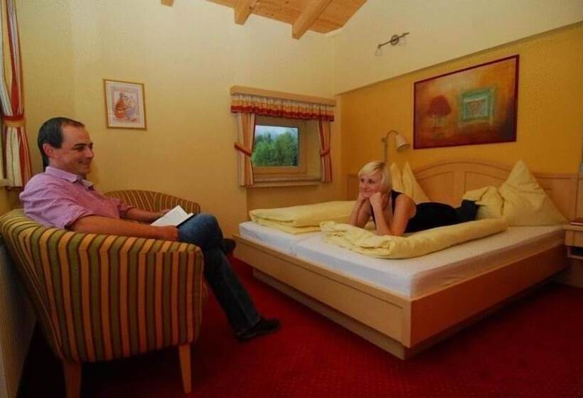 Отель Lammertalerhof