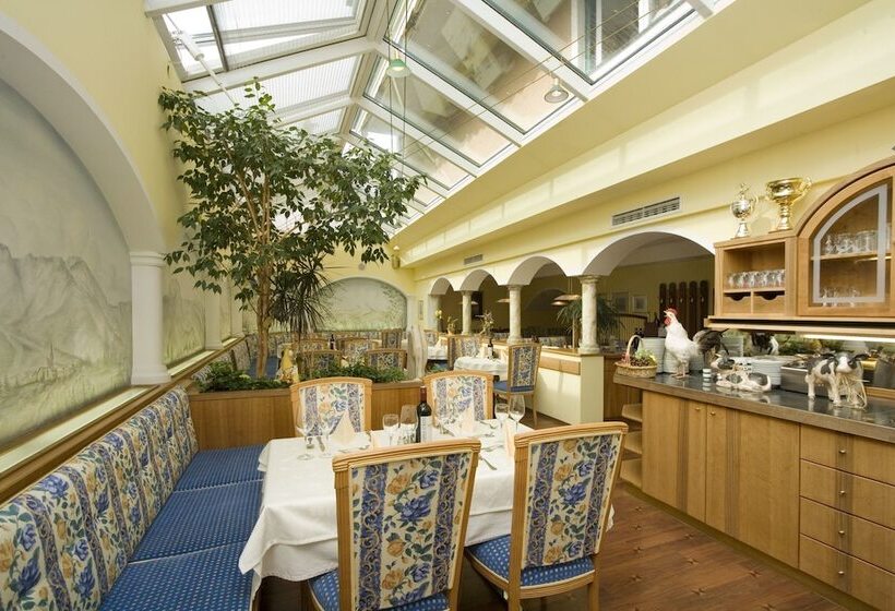 Отель Lammertalerhof