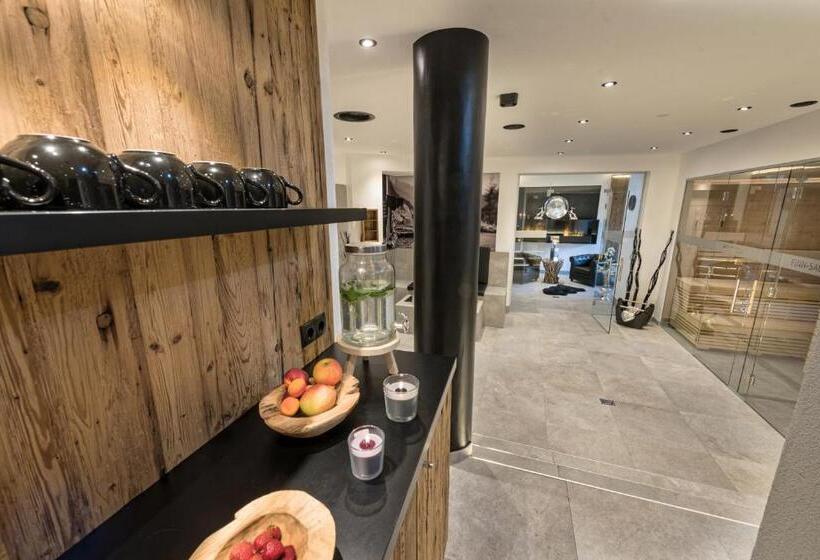 בית מלון כפרי Möderle