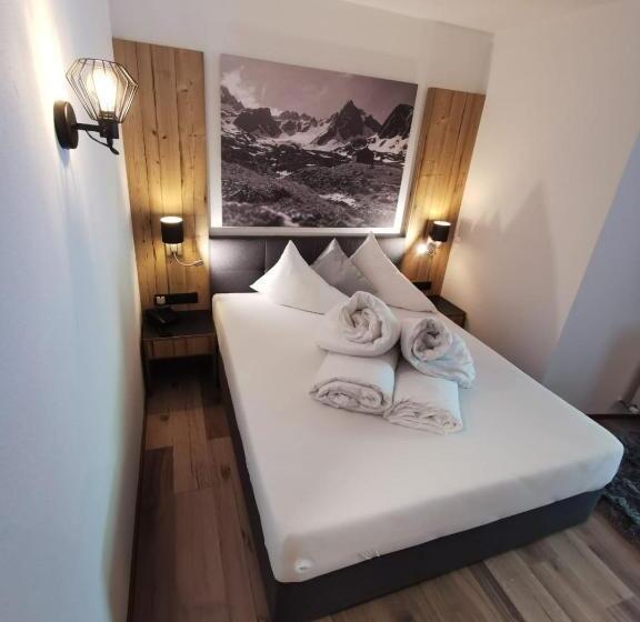 בית מלון כפרי Möderle