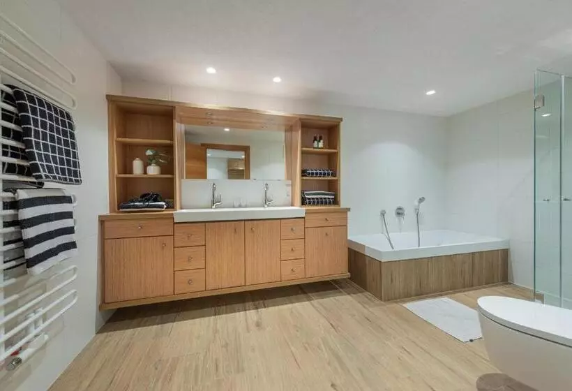 בית מלון כפרי Meerberg