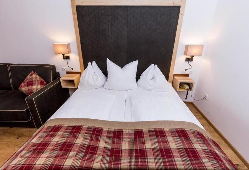 בית מלון כפרי Sperlhof