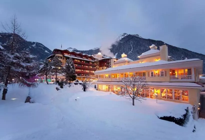 호텔 Wellnessresidenz Alpenrose